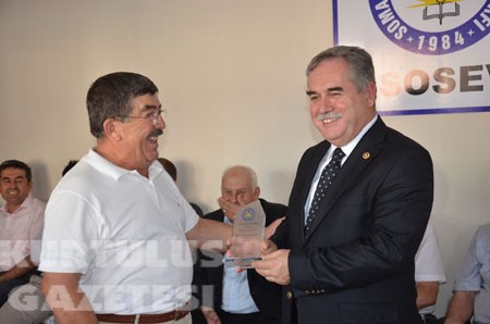SOSEV plaket töreninde katılımcılardan görüntü