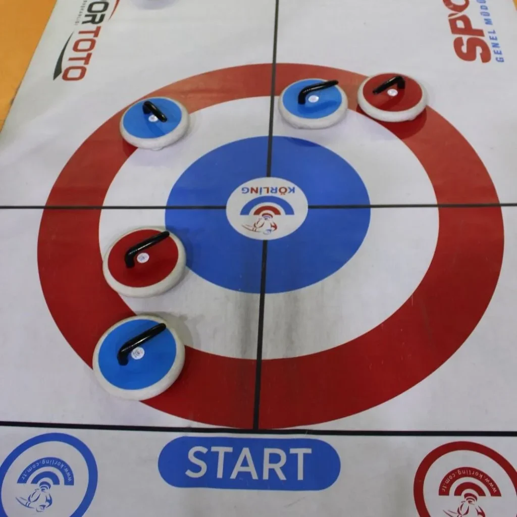 Soma SOSEV Huzurevi’nde Floor Curling Etkinliği Düzenlendi